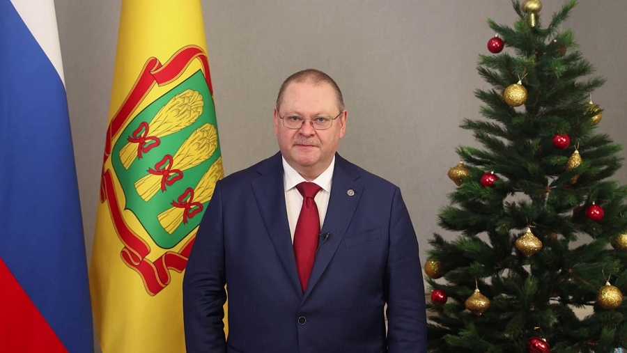 Губернатор Олег Мельниченко поздравил жителей Пензенской области с Новым годом