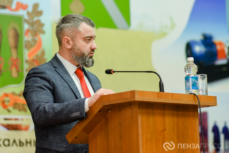 Антон Шаронов рассказал бессоновским депутатам о работе пензенского Заксобрания в 2023 году