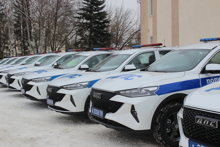 Пензенские инспекторы ДПС получили 20 новых автомобилей