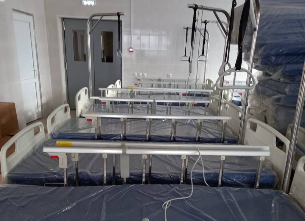 Больница в Каменке получила 60 современных кроватей