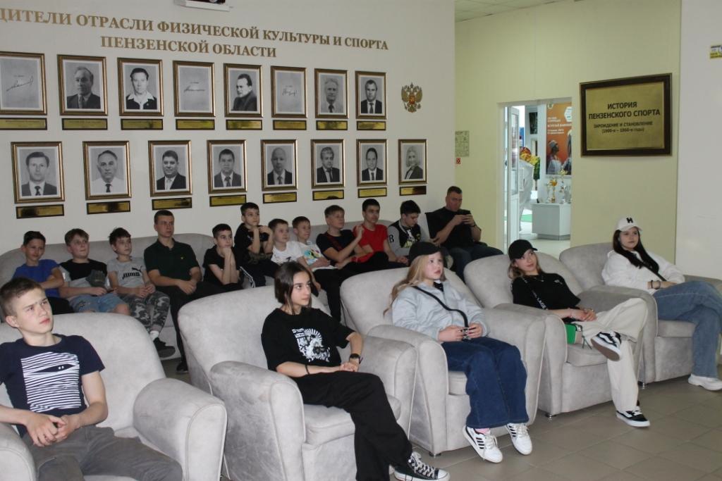 Юные белгородцы побывали в музее спорта Пензенской области