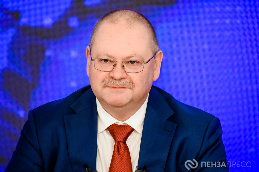 Губернатор Олег Мельниченко направил пензенцам поздравление с праздником Весны и Труда