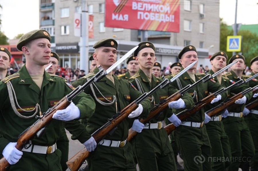 В Пензе состоялся парад в честь Дня Победы