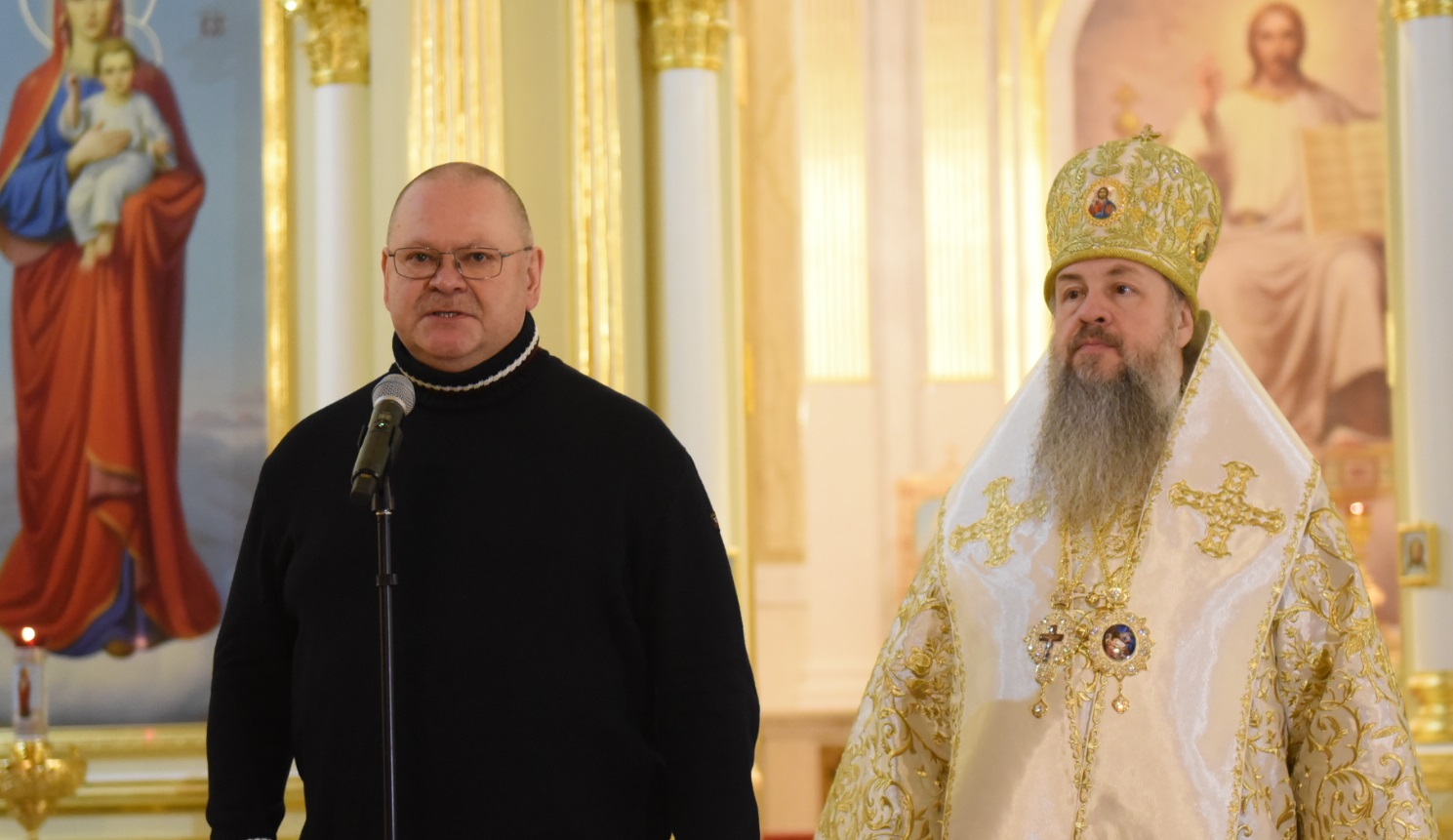 В Спасском соборе Пензы прошла божественная литургия по случаю праздника Рождества Христова