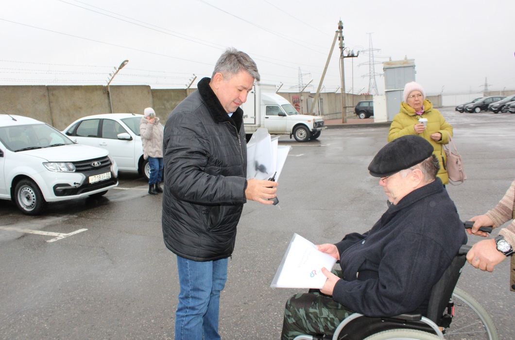 Пензенское отделение СФР выдало пять автомобилей пострадавшим на производстве