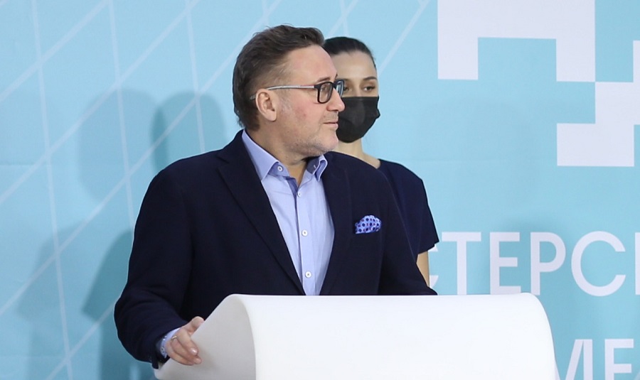 Политолог Евгений Минченко о нападках на Алексея Иванова: «Атака на ветерана в условиях СВО — действие на грани слабоумия»