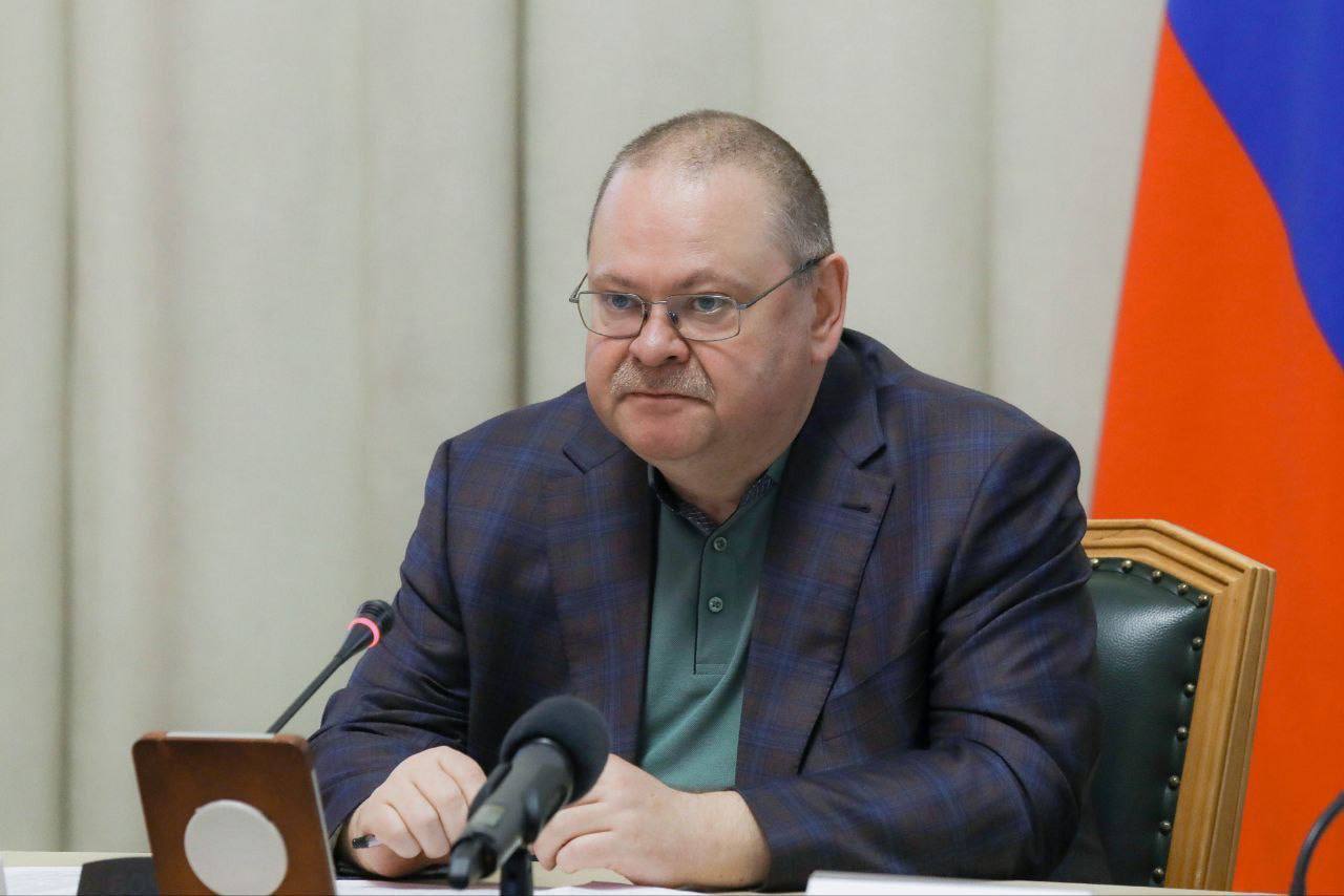 Губернатор Олег Мельниченко обратил внимание на соблюдение сроков благоустройства скверов и парков