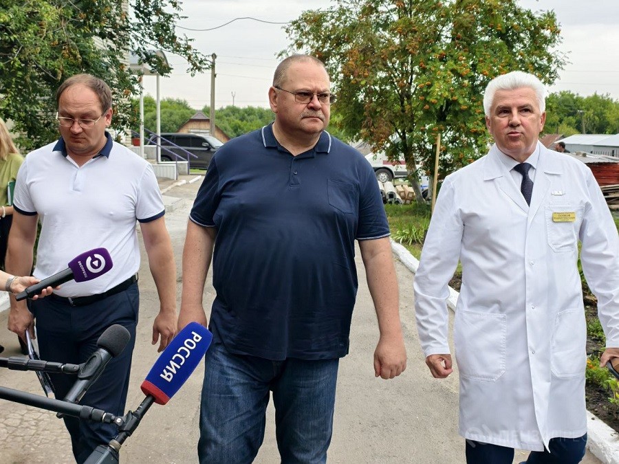 Губернатору Олегу Мельниченко представили социально значимые объекты Шемышейского района
