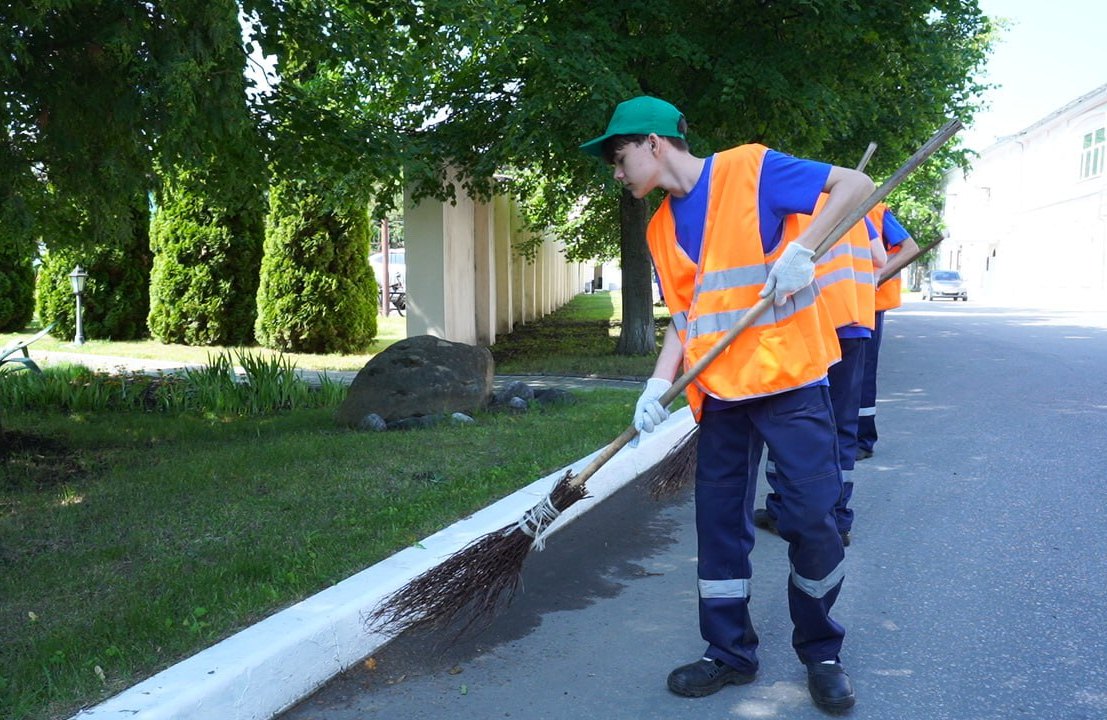 В Пензенской области работу на лето нашли более 3 тыс. подростков