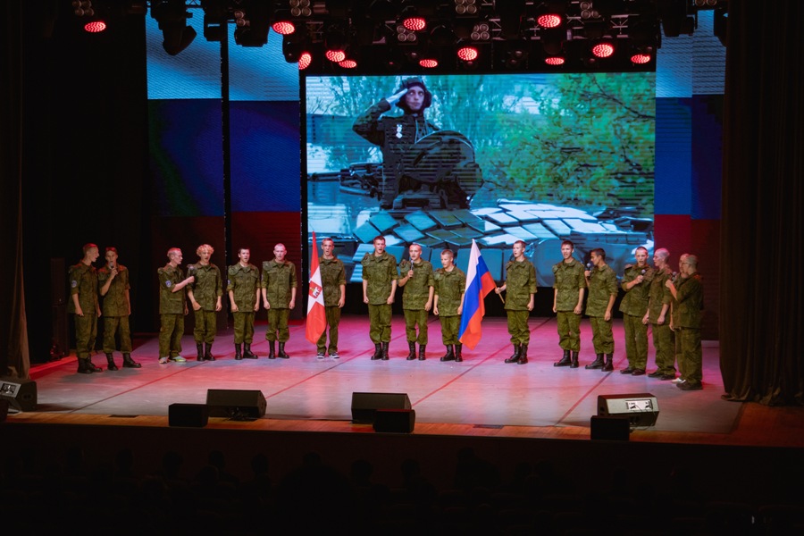 В Пензе участники сборов «Гвардеец» представили «визитные карточки»