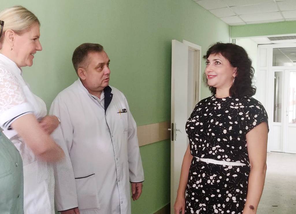 Первый замглавы пензенского минздрава Марина Воробьева проверила капремонт в Белинской районной больнице