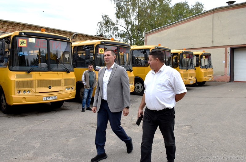В Пензе прошел смотр школьных автобусов