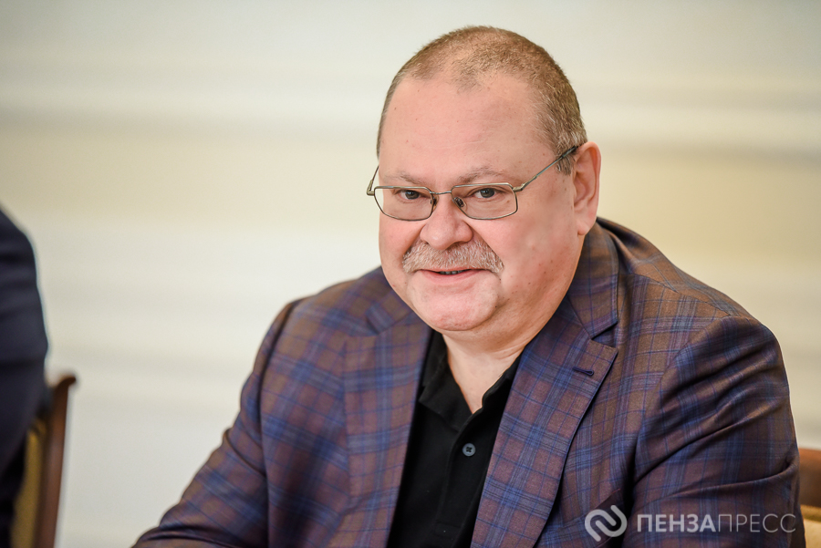 Губернатор Олег Мельниченко поддержал инициативу проведения в Пензенской области Дней национального кино