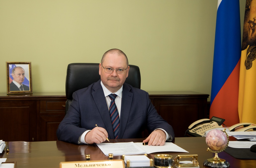 Губернатор Олег Мельниченко назвал День знаний всенародным праздником
