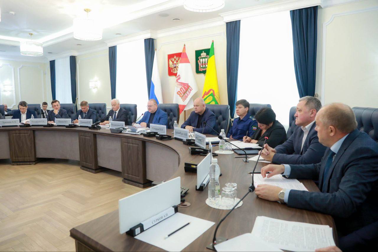 Губернатор Олег Мельниченко рассказал об итогах летней оздоровительной кампании-2025 в регионе
