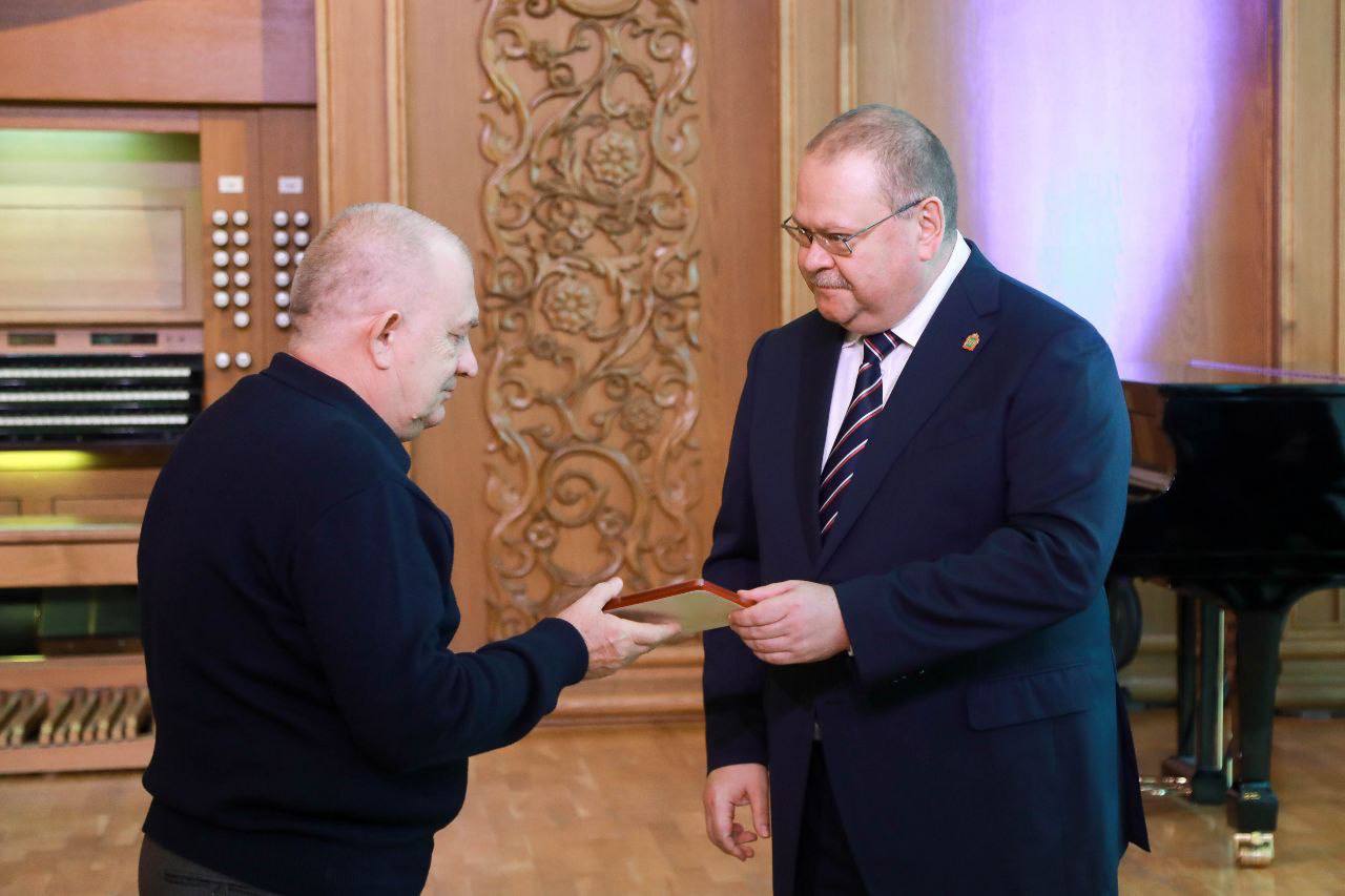 Губернатор Олег Мельниченко поздравил пензенских машиностроителей с приближающимся праздником