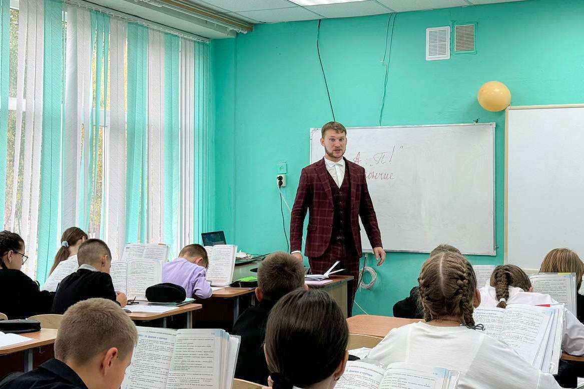 В школы Пензенской области по программе «Земский учитель» устроили пять педагогов