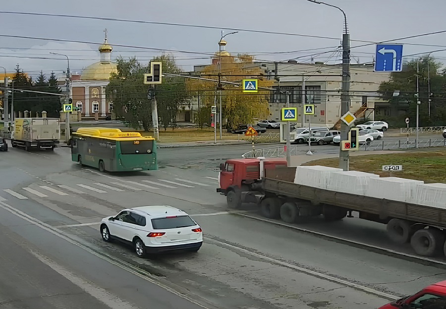 В Пензе на улице Терновского ввели новый режим работы светофоров