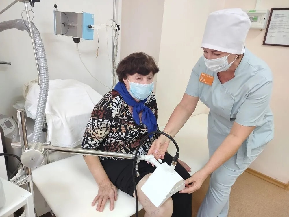 Больница в Сердобске получила оборудование для сантиметроволновой терапии