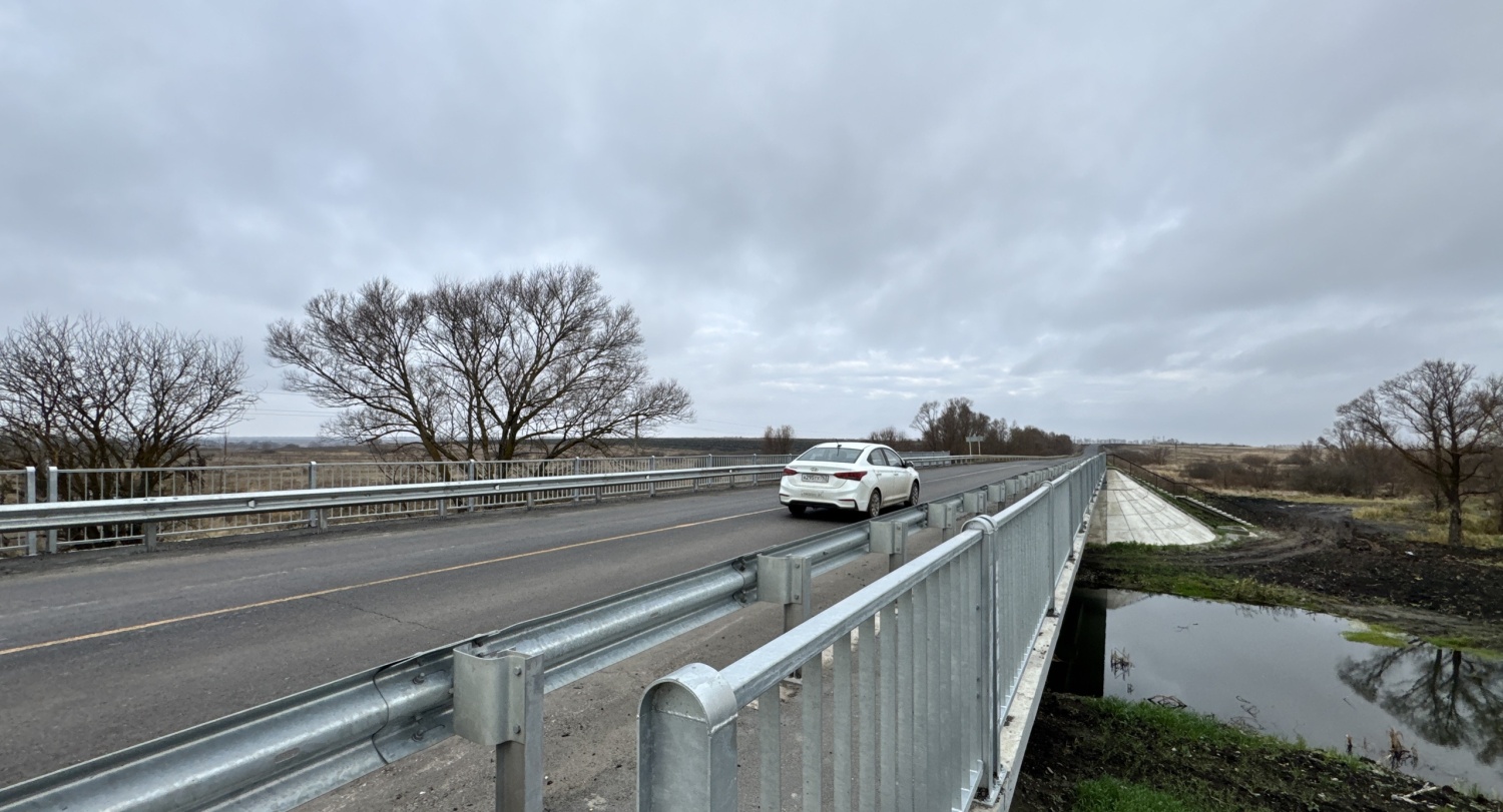 В Наровчатском районе отремонтировали мост через реку Каурец