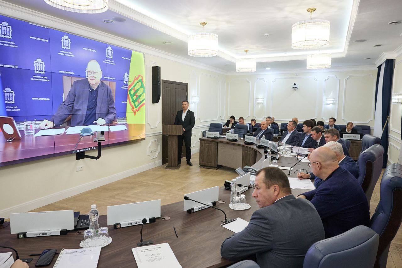 Пензенский губернатор потребовал отчет о результате первого этапа благоустройства сквера «Семейный»