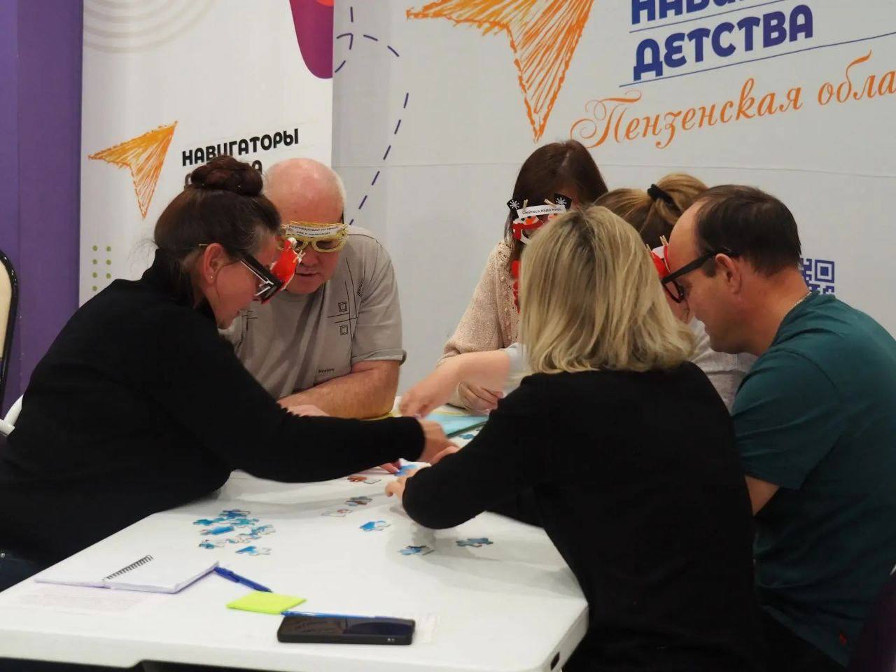 Около 250 пензенцев прошли обучение в «Школе приемных родителей»