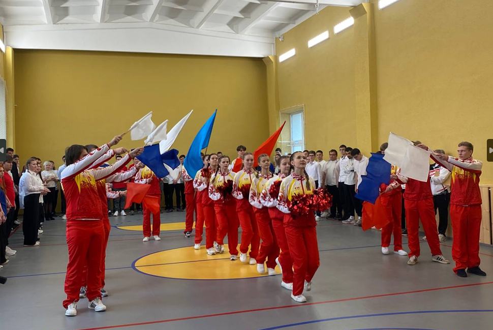 В техникуме в Башмаково раньше сроков отремонтировали спортивный зал