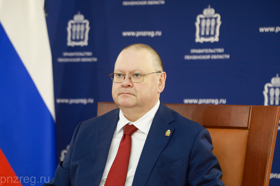 Пензенский губернатор поздравил Центр крови с наградой всероссийского форума