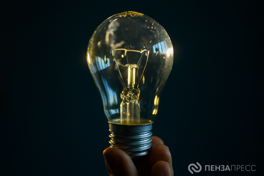 В Пензе восстановлено электроснабжение более 50% домов, оставшихся без света из-за непогоды