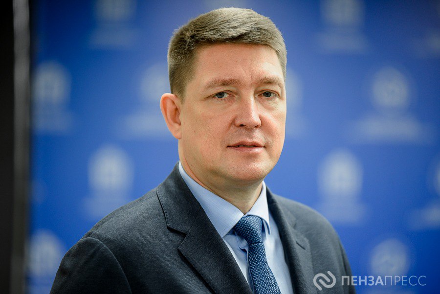 Министр труда, соцзащиты и демографии региона Алексей Качан дал большое интервью корреспонденту ИА «Пенза-Пресс»