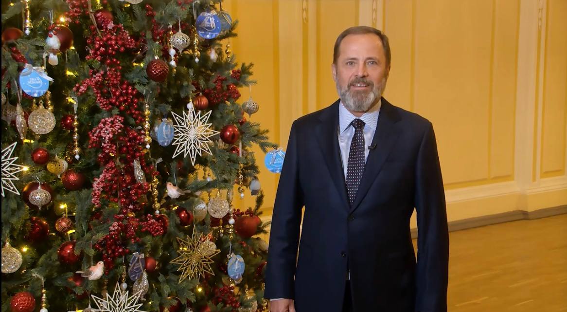 Полпред президента РФ в ПФО Игорь Комаров принял участие в акции «Елка желаний-2025»