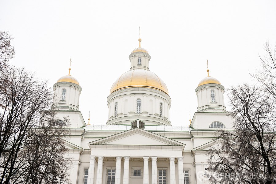 Митрополит Серафим 31 декабря совершит молебен в главном храме Пензы