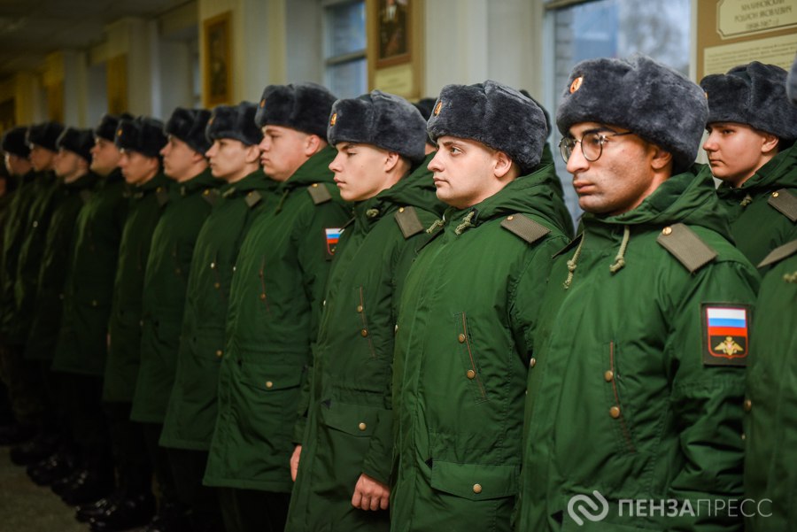 В Пензенской области опубликован указ о постановке на воинский учет юношей 2009 года рождения