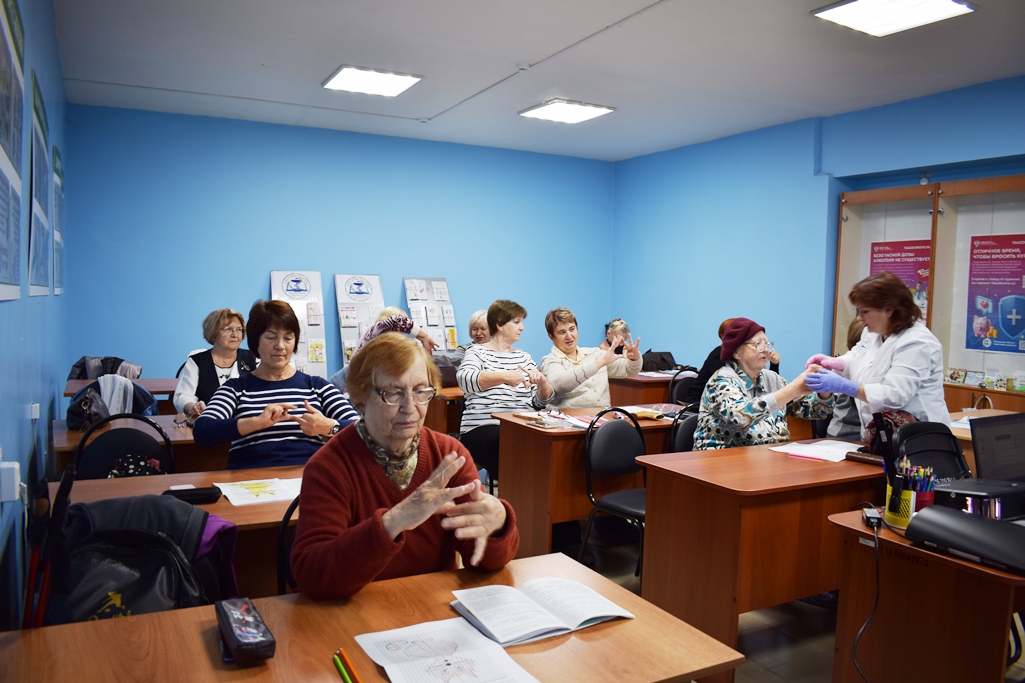 В Пензе возобновляется проект для пожилых граждан «Нейрогимнастика – зарядка для мозга»