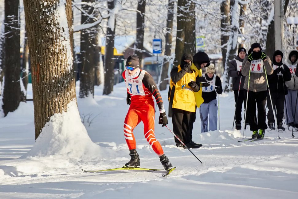 В Пензе прошли областные соревнования по лыжным гонкам среди студентов