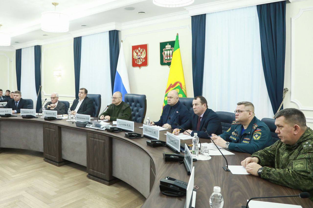 Губернатор Олег Мельниченко прокомментировал решение об отмене школьных занятий