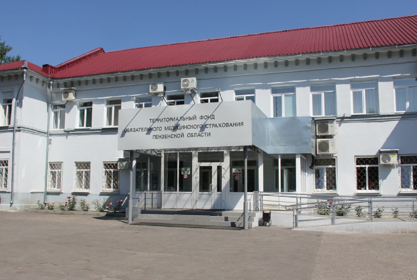 Пензенцы могут сделать больше операций и анализом по полису ОМС