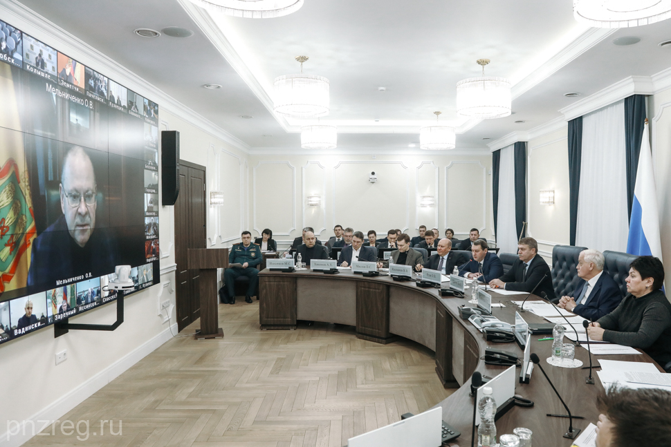 Пензенский губернатор указал на недоработки в организации детского питания