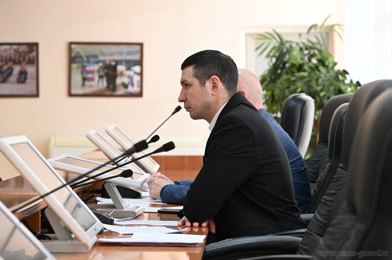 В Пензе в противопаводковым мероприятиям готовят более 270 спецмашин