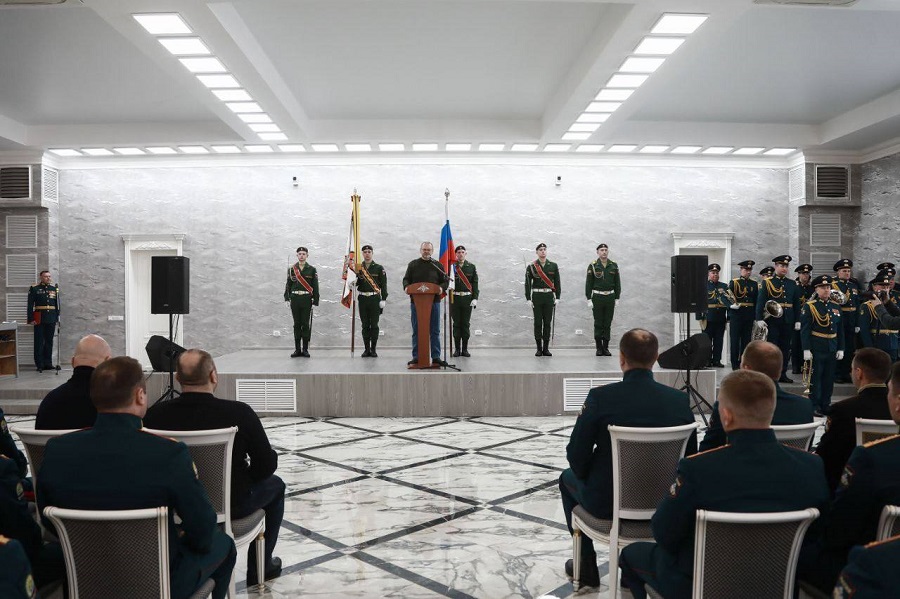 Губернатор Олег Мельниченко поздравил курсантов и преподавателей Пензенского артиллерийского инженерного института с 23 Февраля