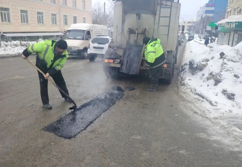 В Пензе с начала года отремонтировали 800 кв. м дорог