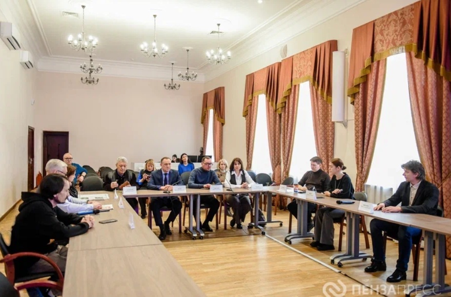 Пензенские журналисты и редакторы обсудили вопросы использования нейросетей в работе