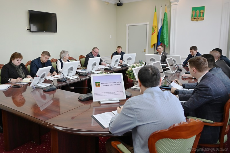 На улицы Пензы вышла водооткачивающая техника