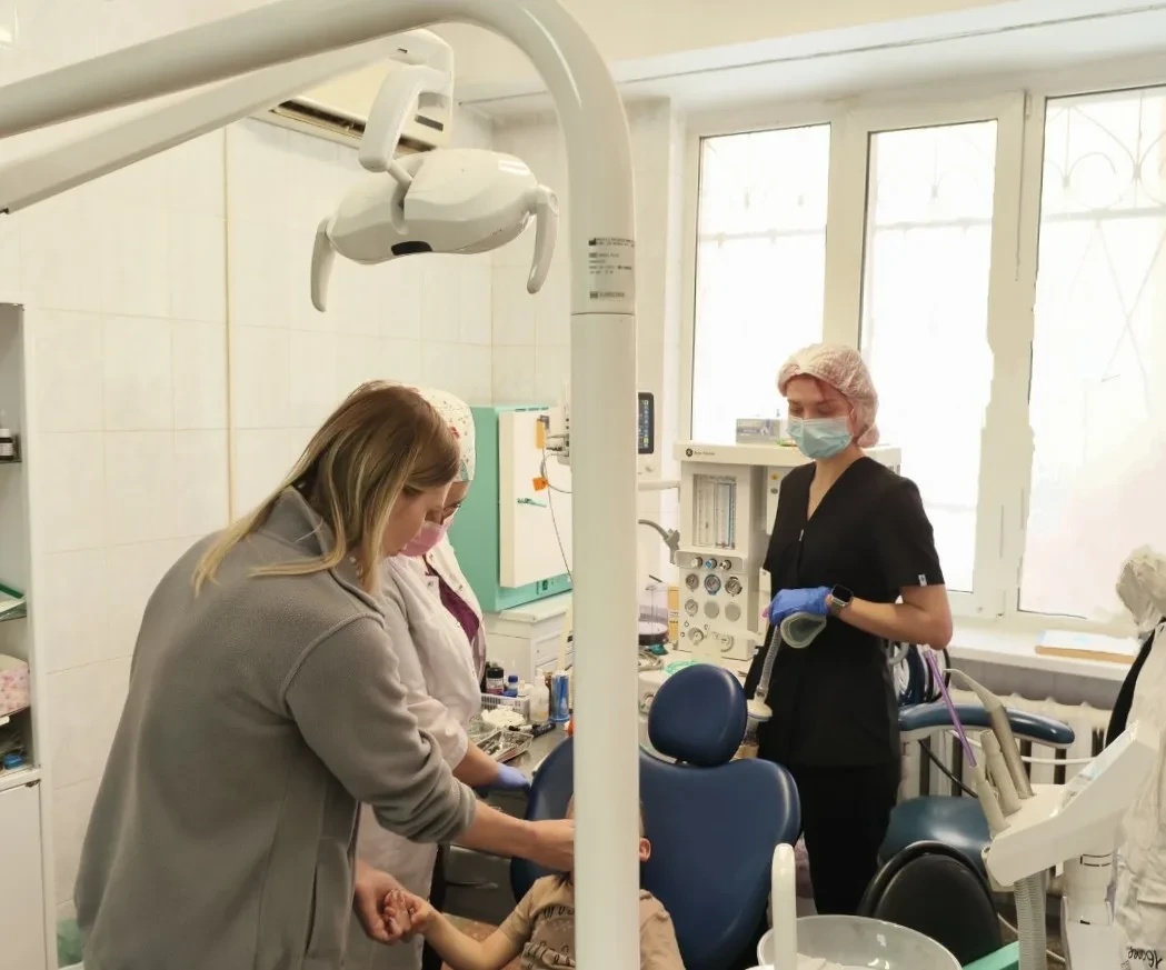 Стоматологи в областной больнице Пензы лечат детей-инвалидов под наркозом