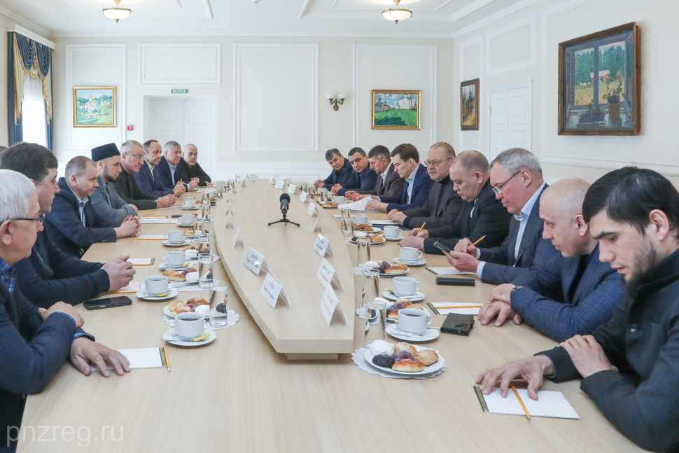 Пензенский губернатор призвал открыть новую соборную мечеть в Год единства народов России