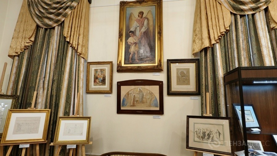 В Пензенском литературном музее открылась выставка работ известных русских художников