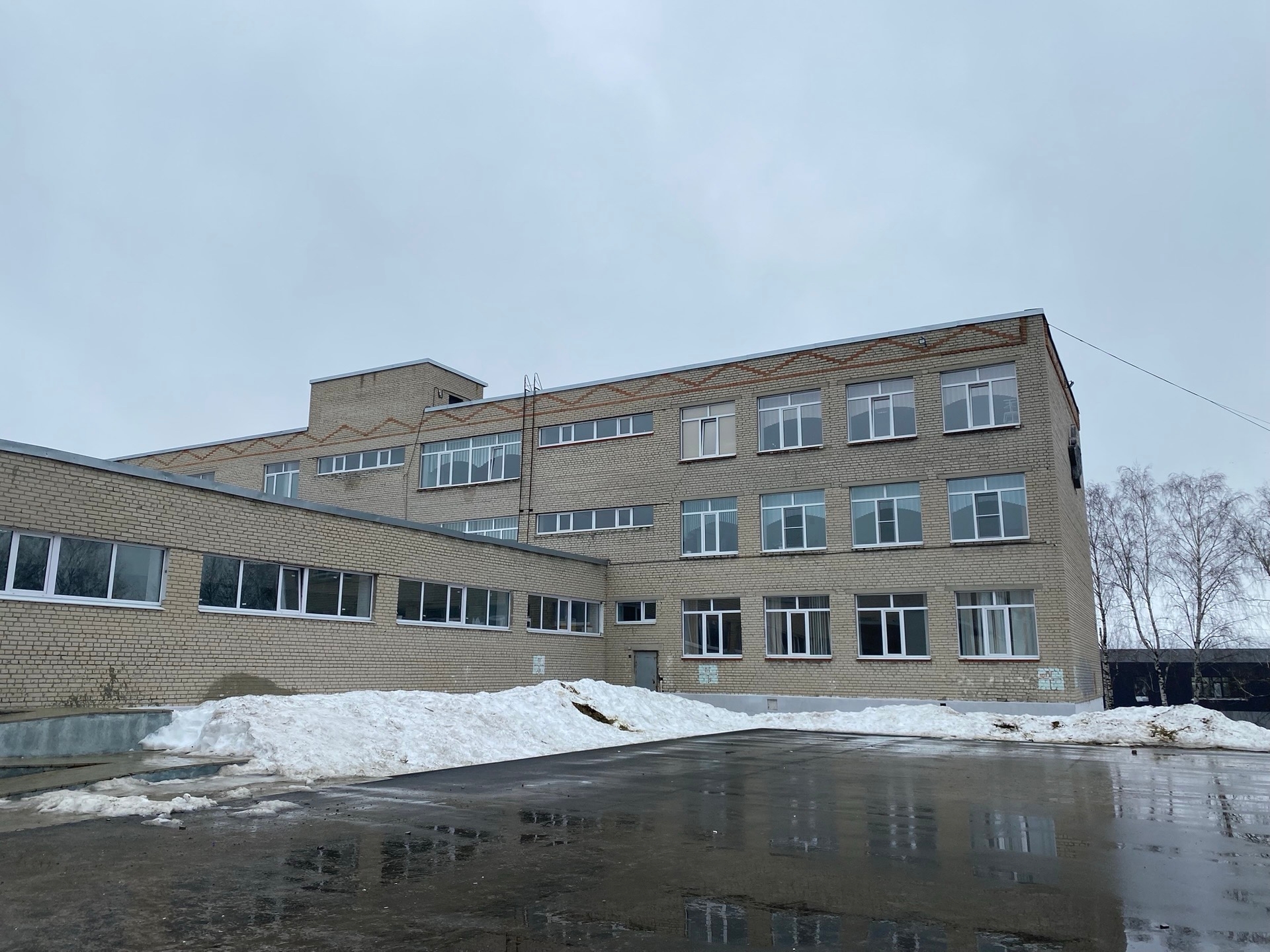 В Богословке капитально отремонтируют школу имени С.А. Суркова