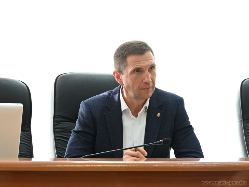 Желающим убраться в своих дворах пензенцам помогут управляющие компании