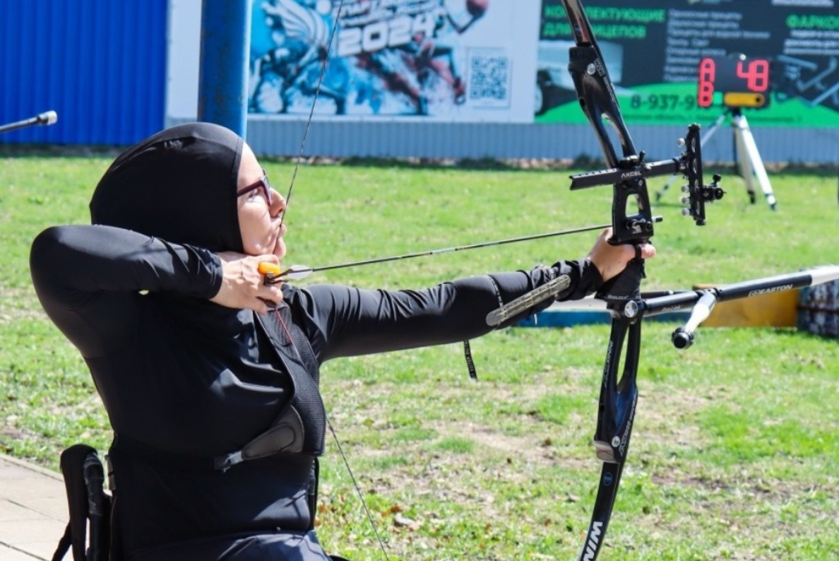 Паралимпийская сборная России по стрельбе из лука проводит сборы в Каменке