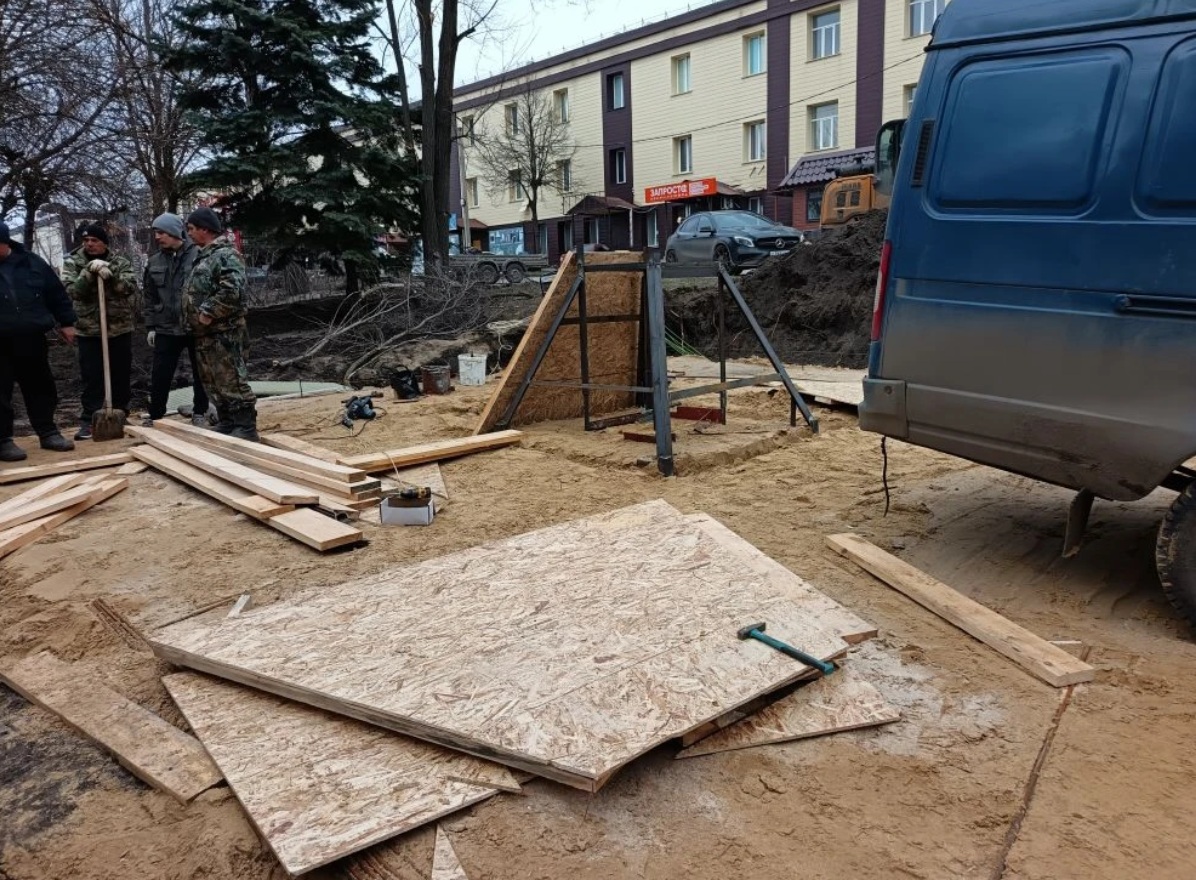 В Сердобске началось благоустройство территории около камня-обелиска